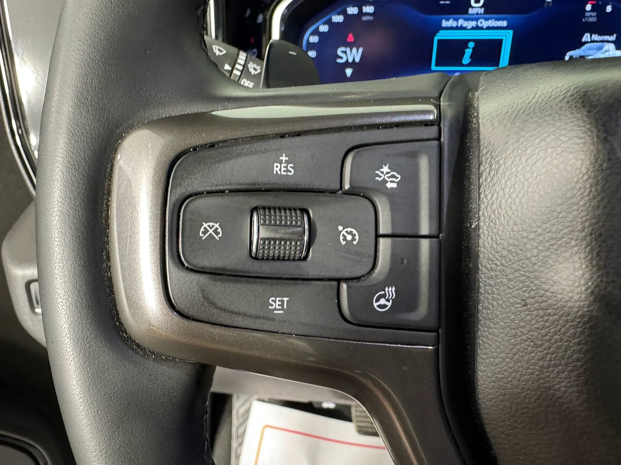 Used 2025 Chevrolet Silverado 1500 ZR2 w/ Technology Package AWD/4WD image 15