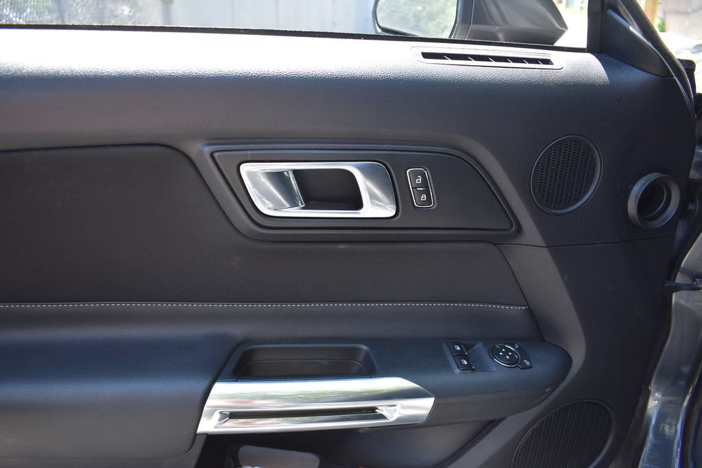 Used 2019 Ford Mustang GT w/ GT Performance Package RWD image 12