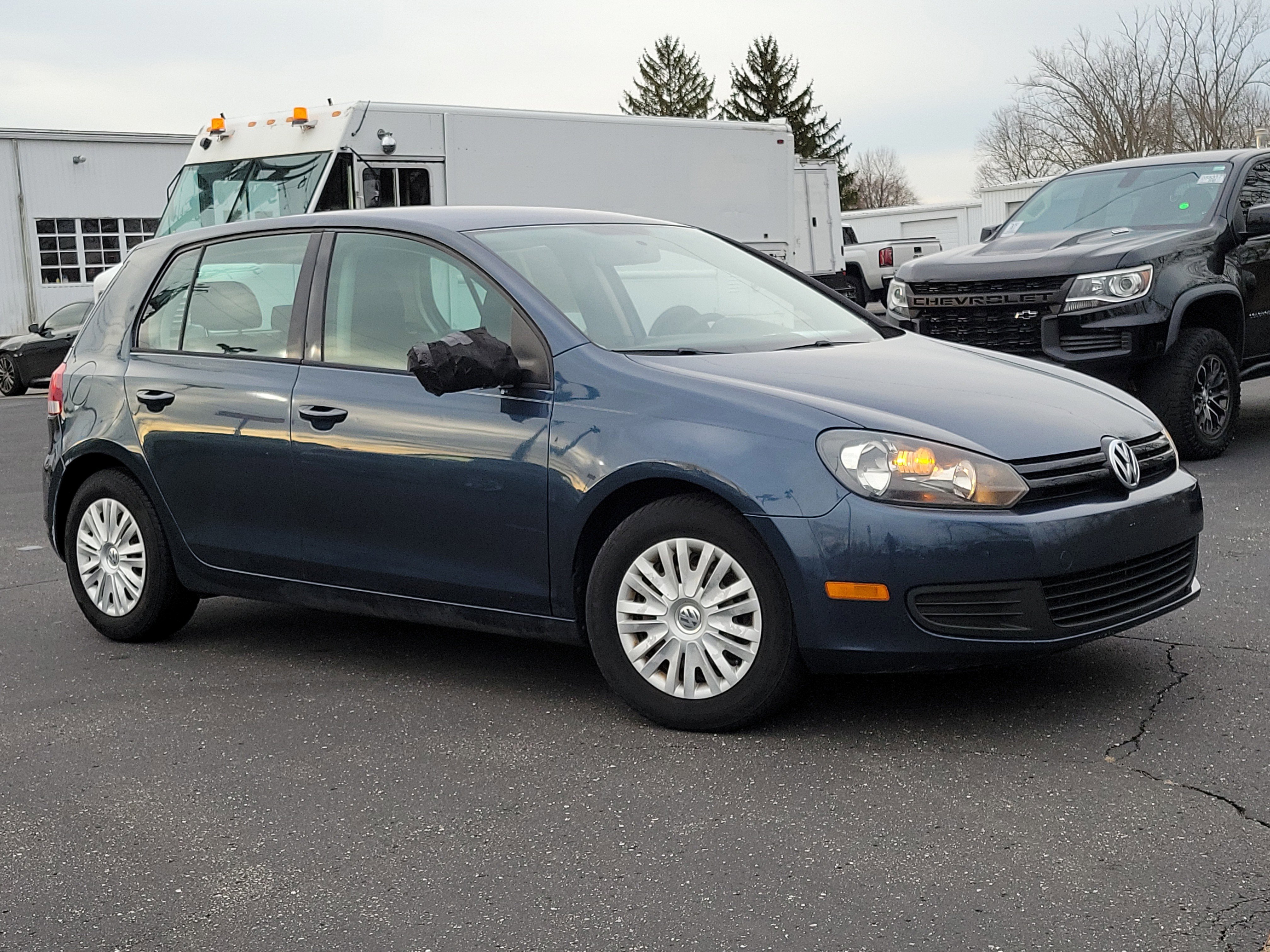 Used 2013 Volkswagen Golf 2.5L image 31