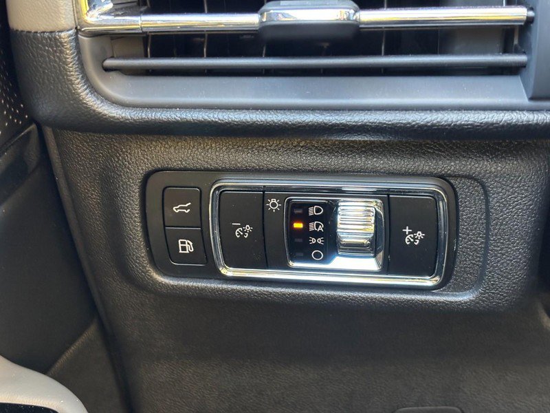 Certified 2024 Lincoln Corsair Grand Touring w/ Equipment Group 301A image 17