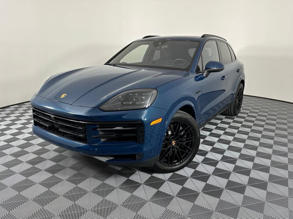 Certified 2026 Porsche Cayenne E-Hybrid AWD/4WD image 1