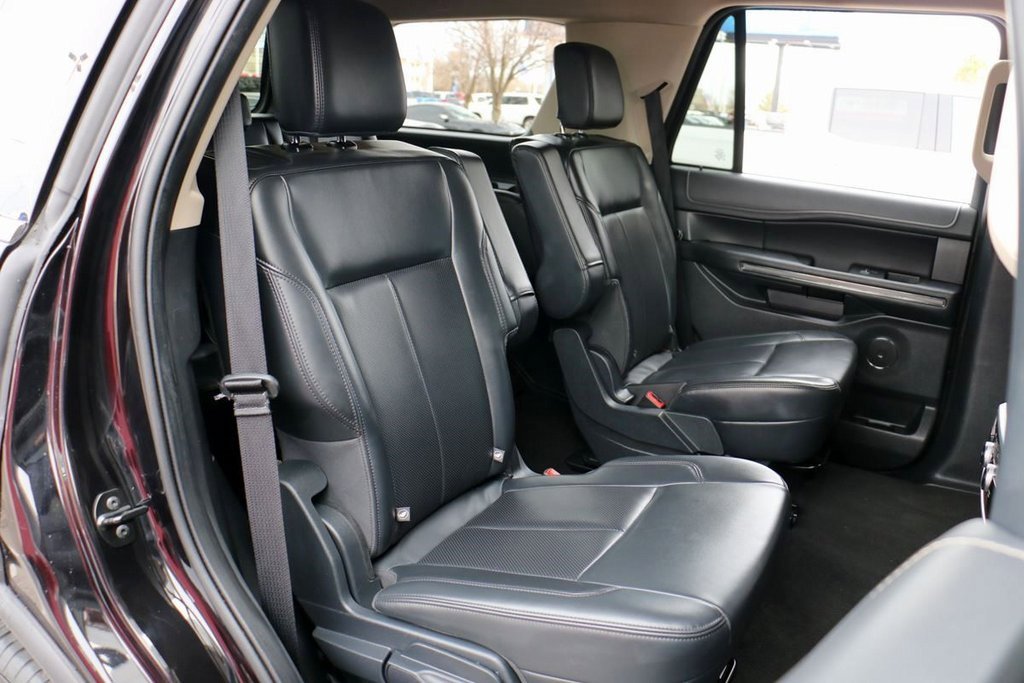 Used 2024 Ford Expedition XLT image 31