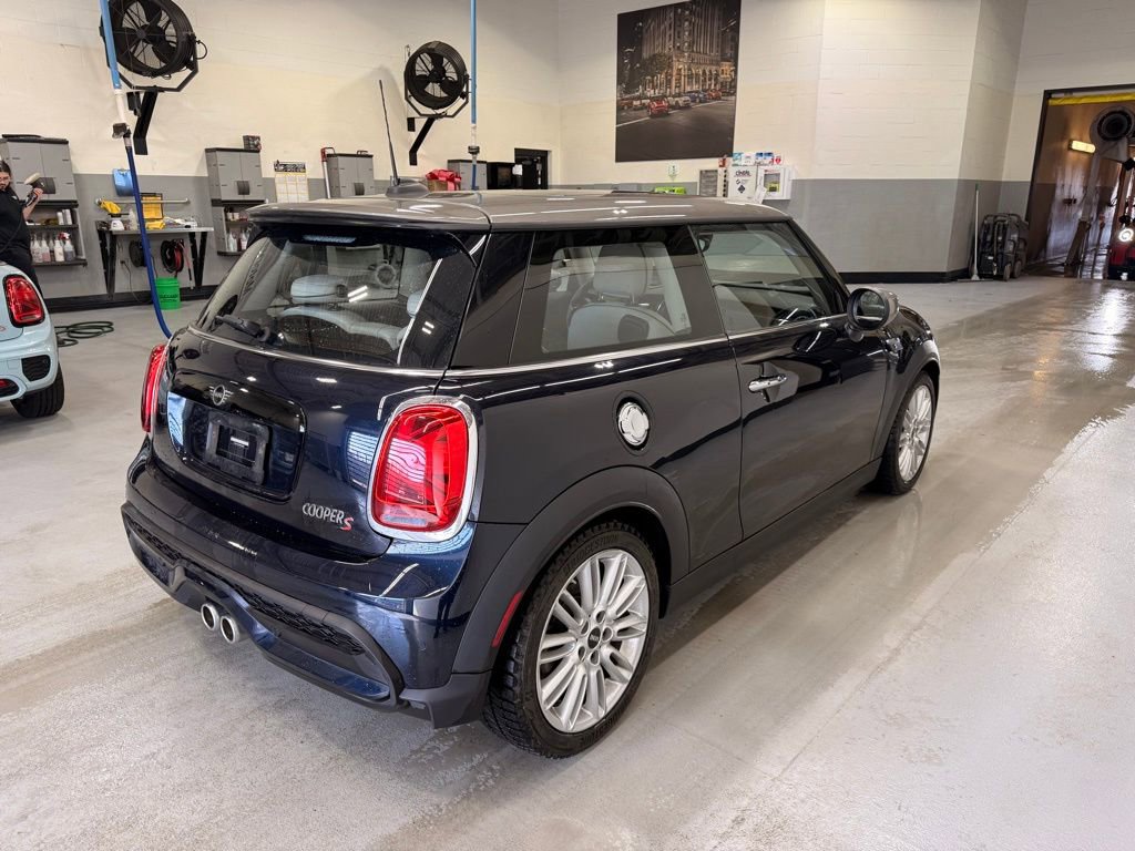 Certified 2022 MINI Cooper S image 6