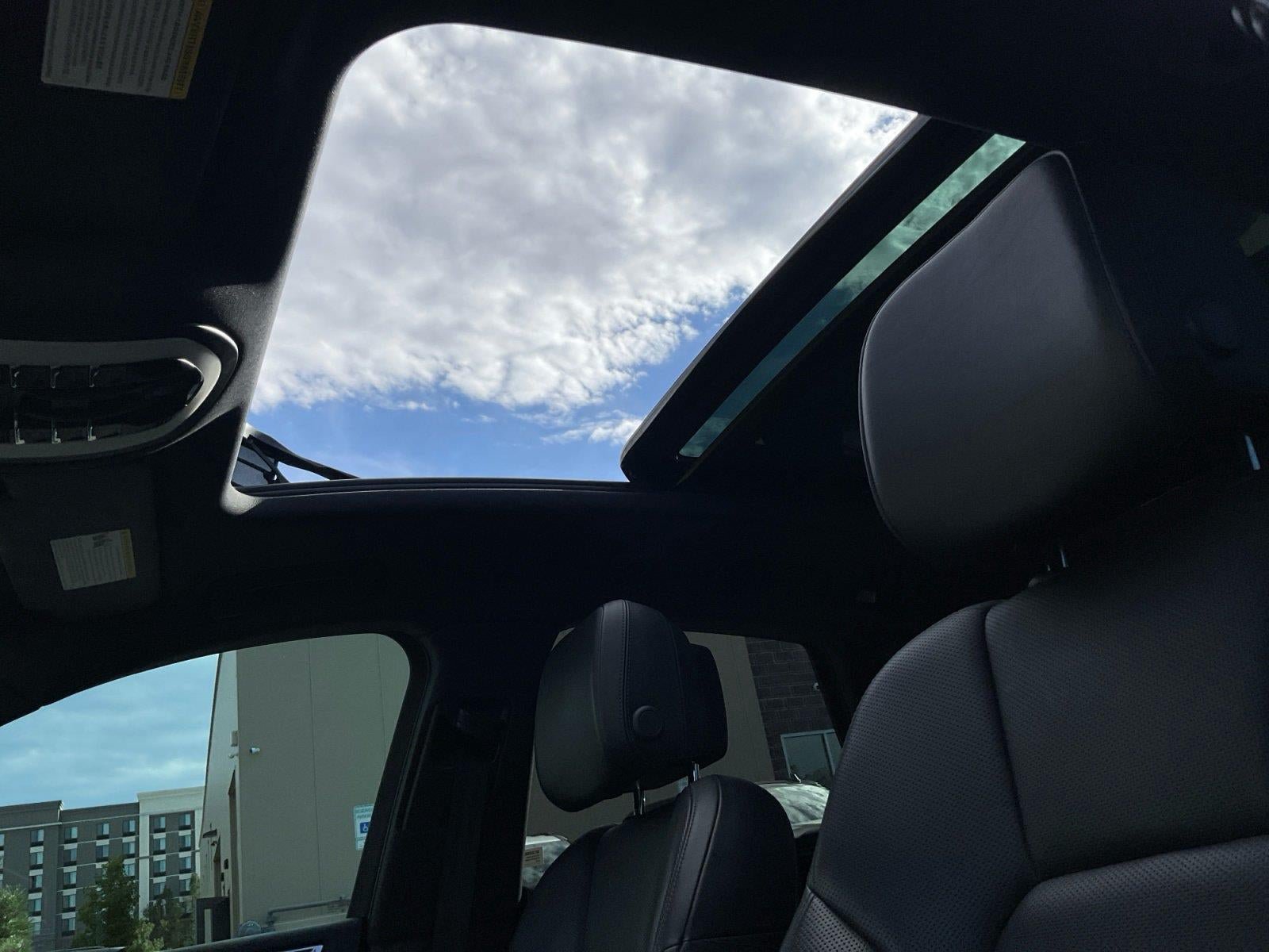 Used 2023 Porsche Macan S AWD/4WD image 20