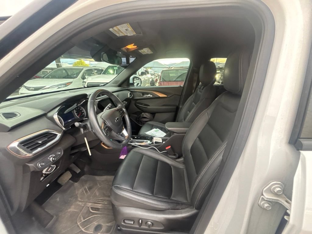 Used 2021 Chevrolet TrailBlazer ACTIV w/ Technology Package AWD/4WD image 26