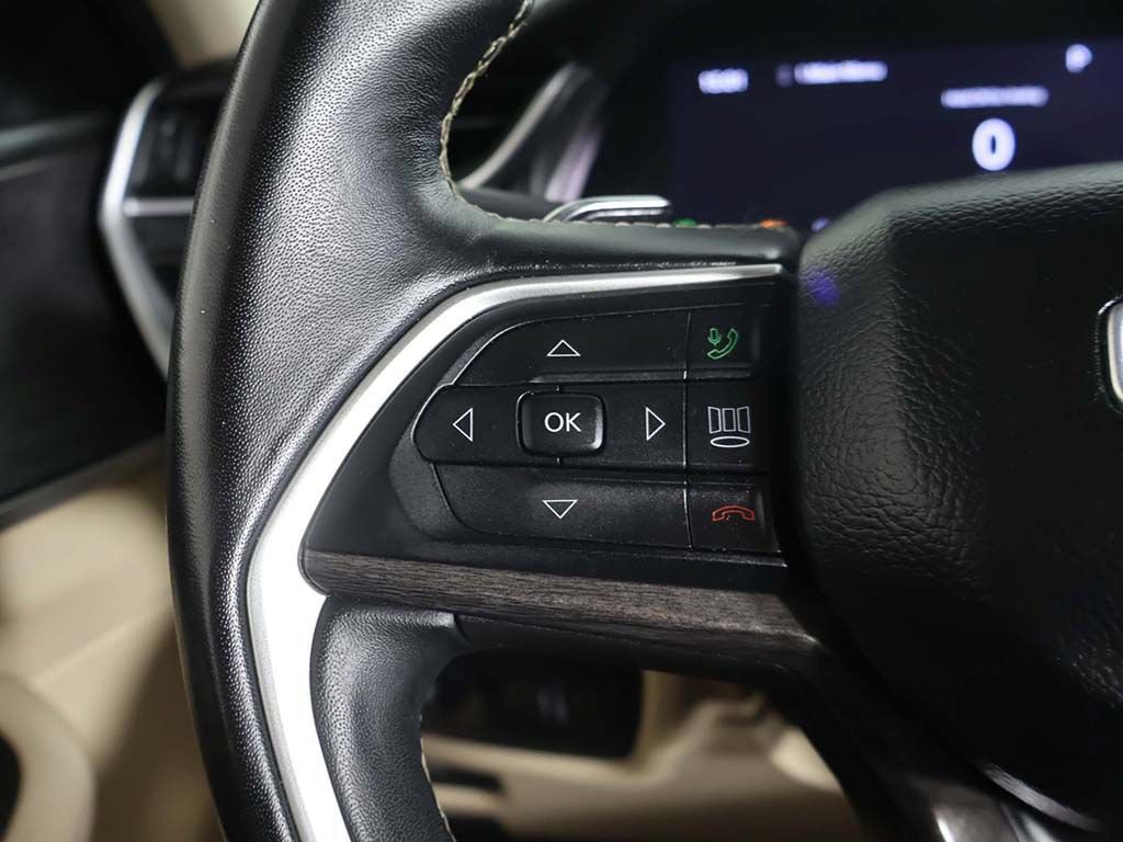 Used 2022 Jeep Grand Cherokee Limited AWD/4WD image 48