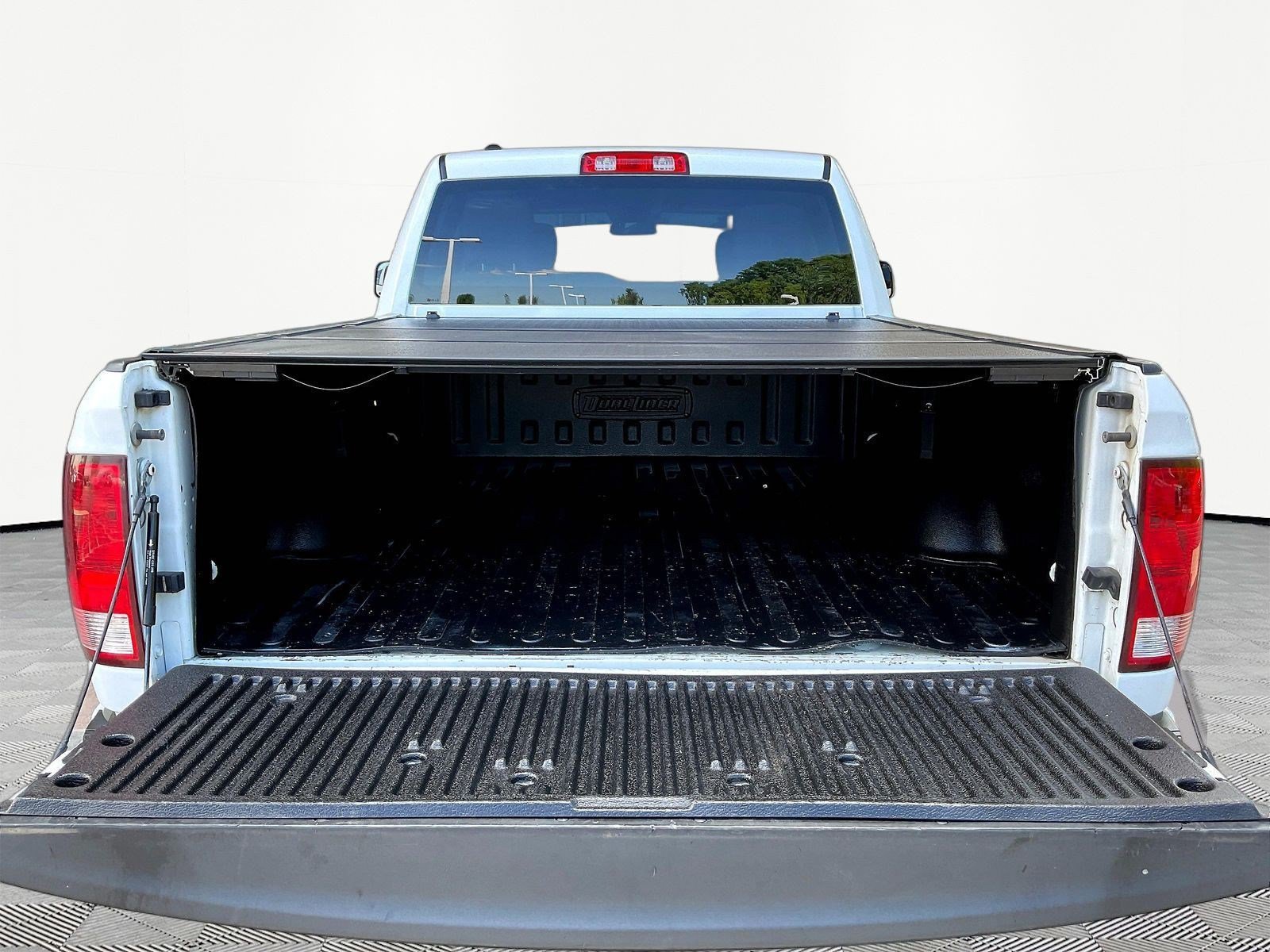 Used 2019 RAM 1500 Express AWD/4WD image 7