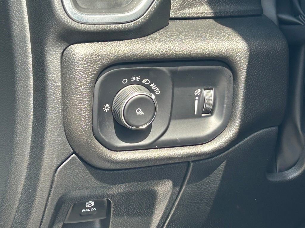 Used 2024 RAM 1500 Big Horn image 36