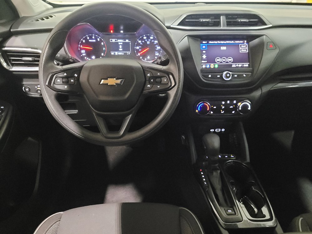 Used 2022 Chevrolet TrailBlazer LT AWD/4WD image 22