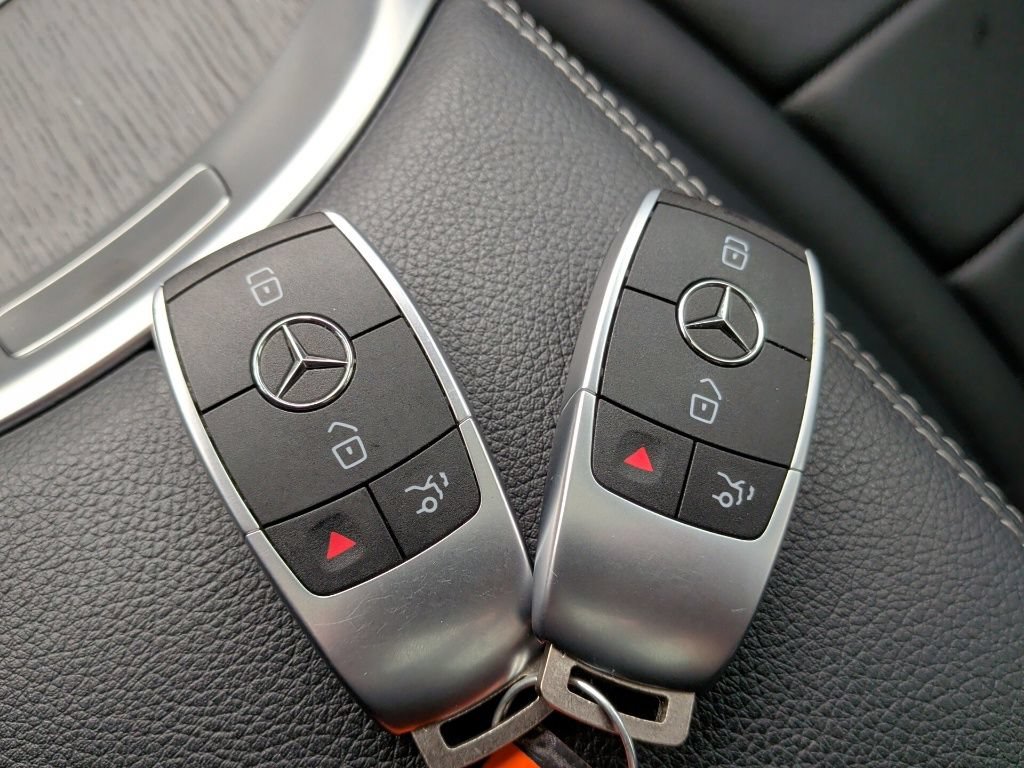 Used 2020 Mercedes-Benz GLC 300 image 45