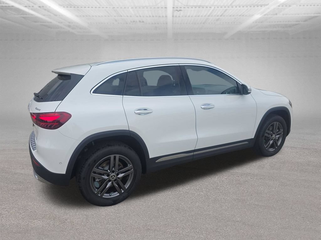 New 2026 Mercedes-Benz GLA 250 4MATIC image 5