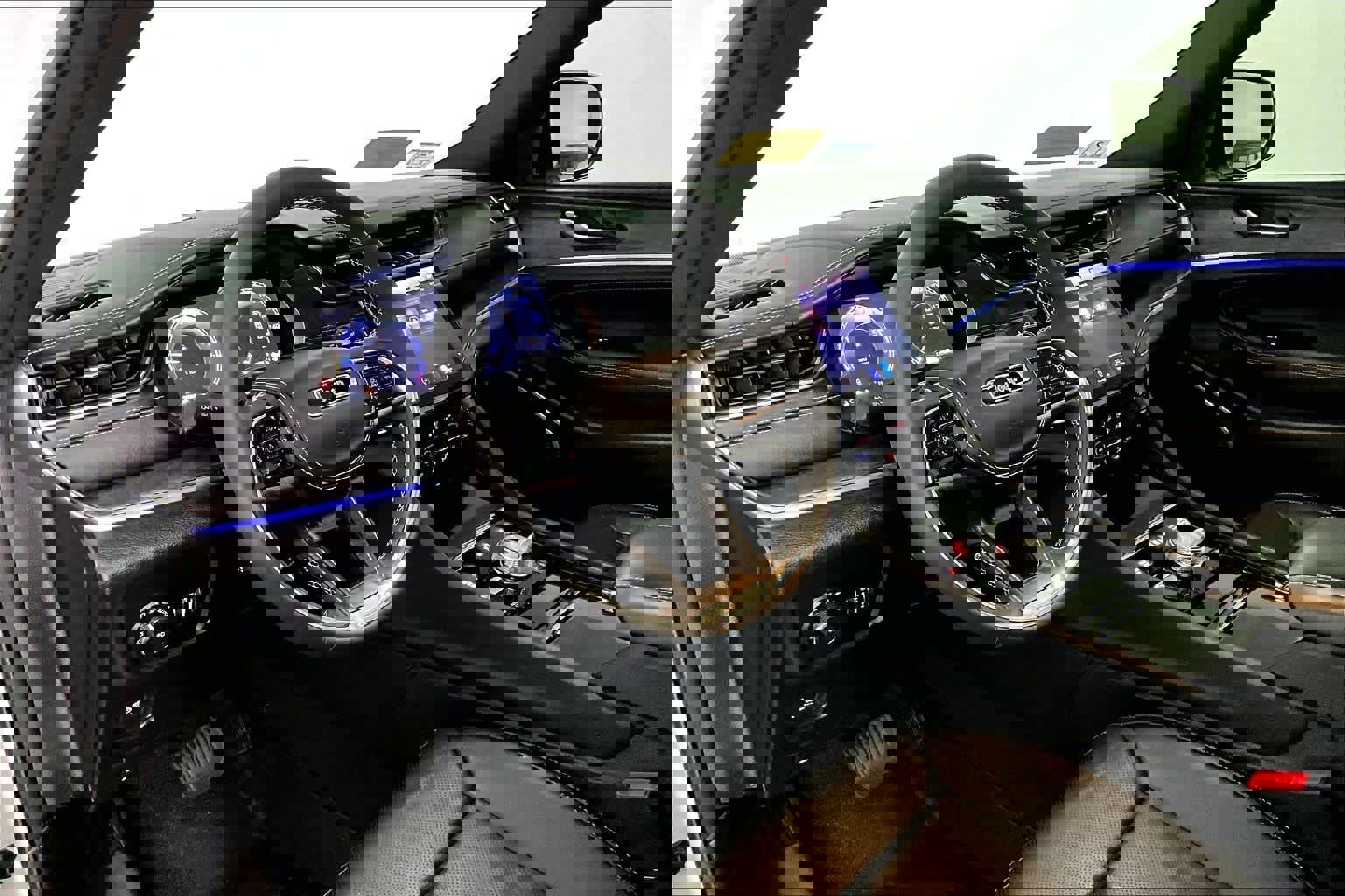 Used 2025 Jeep Grand Cherokee Overland w/ Trailer Tow Package image 17