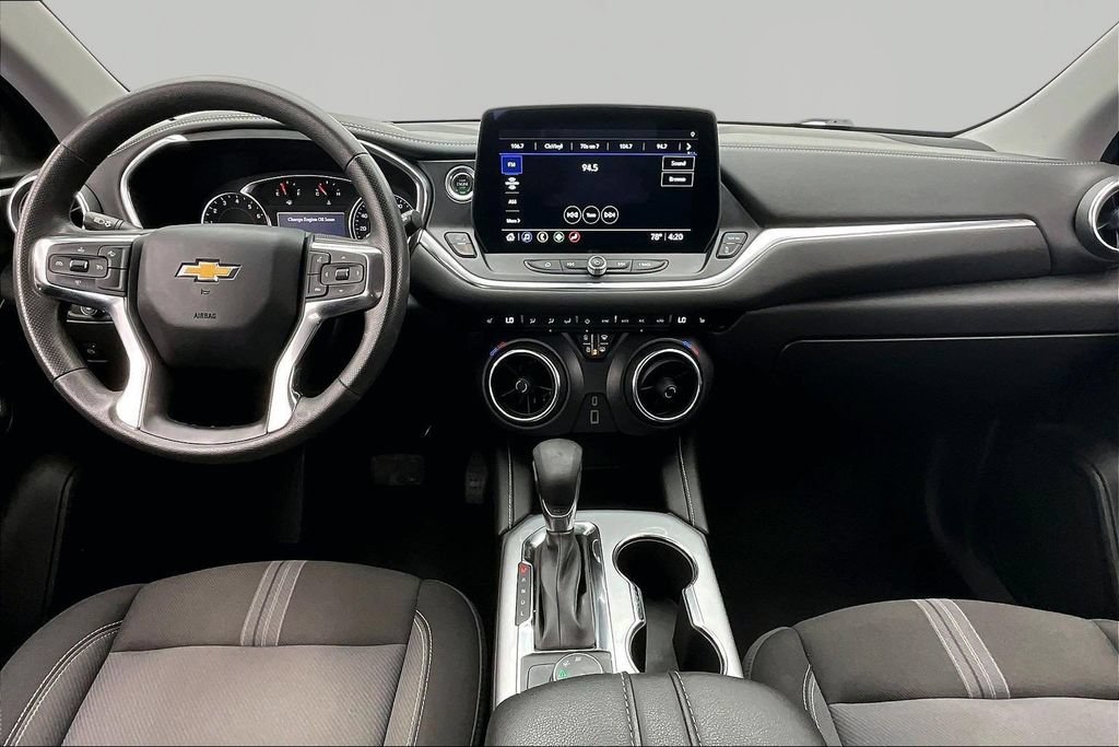 Used 2024 Chevrolet Blazer LT FWD image 16