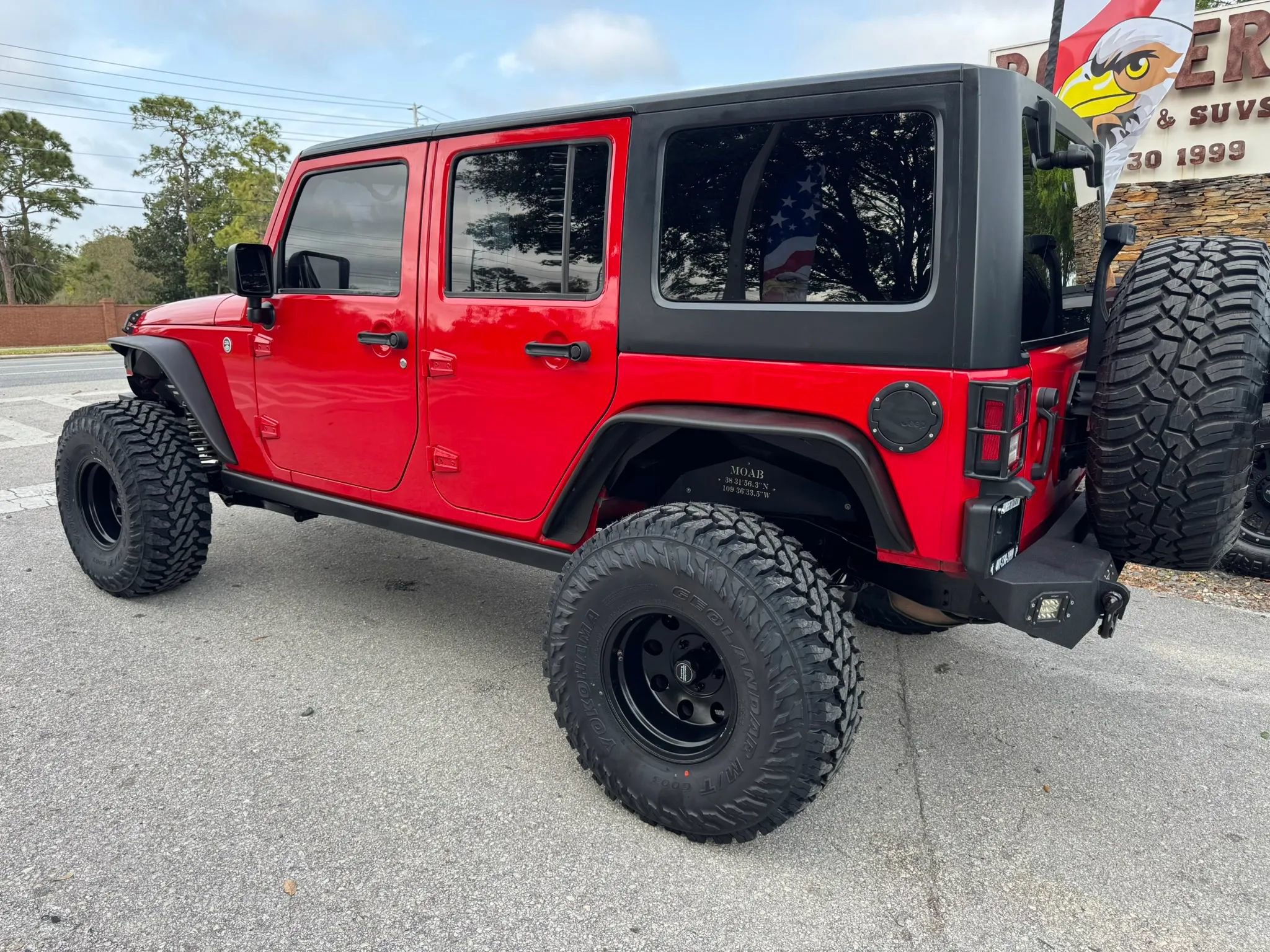 Used 2017 Jeep Wrangler Unlimited Sport AWD/4WD image 4