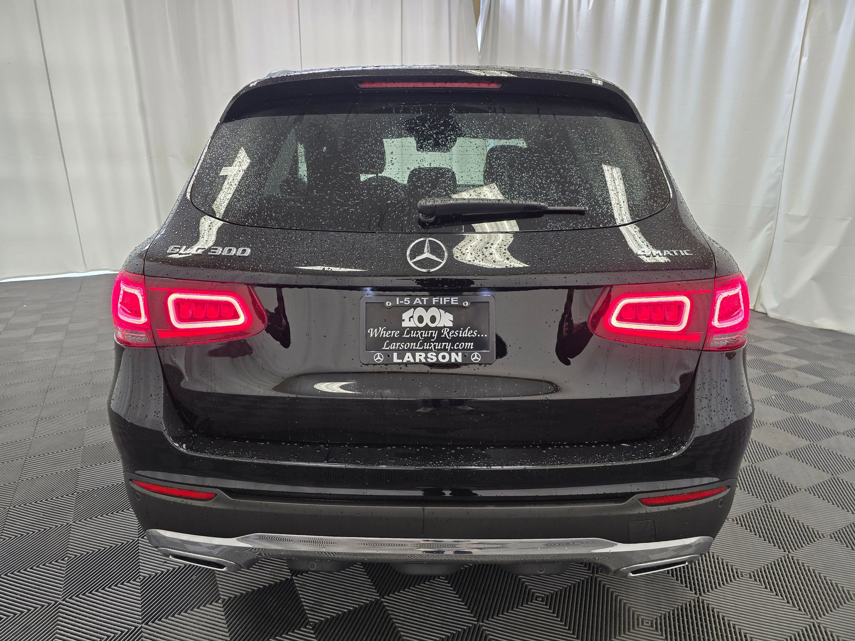 Used 2022 Mercedes-Benz GLC 300 4MATIC image 5