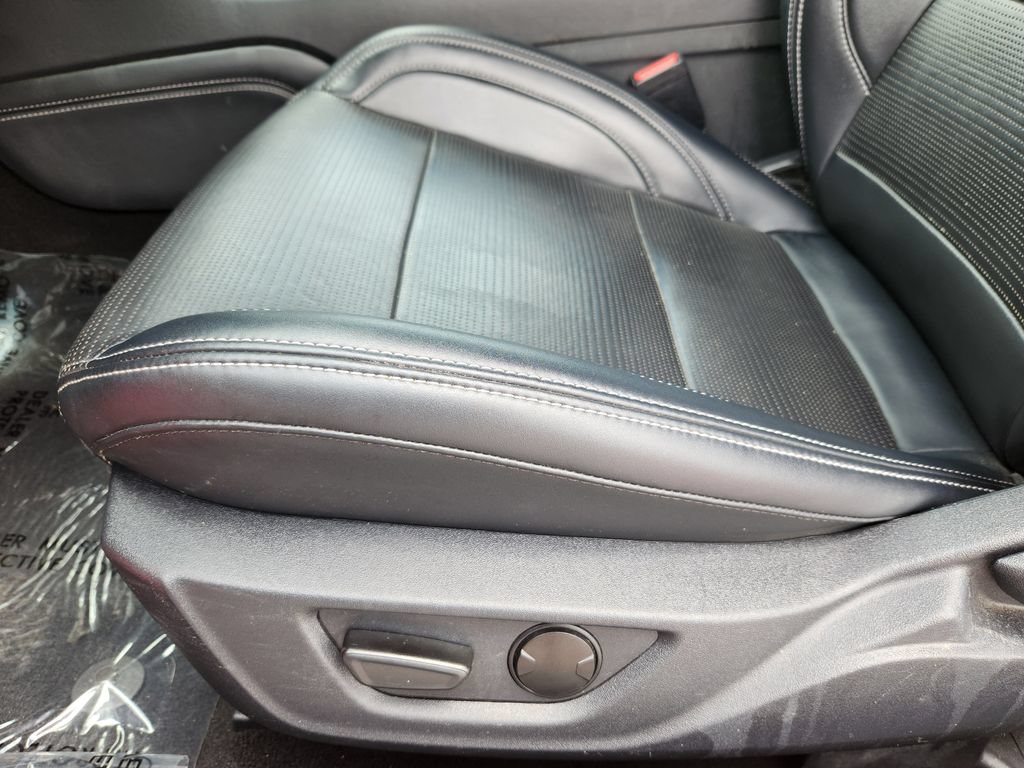 Used 2024 Ford Mustang Premium RWD image 15