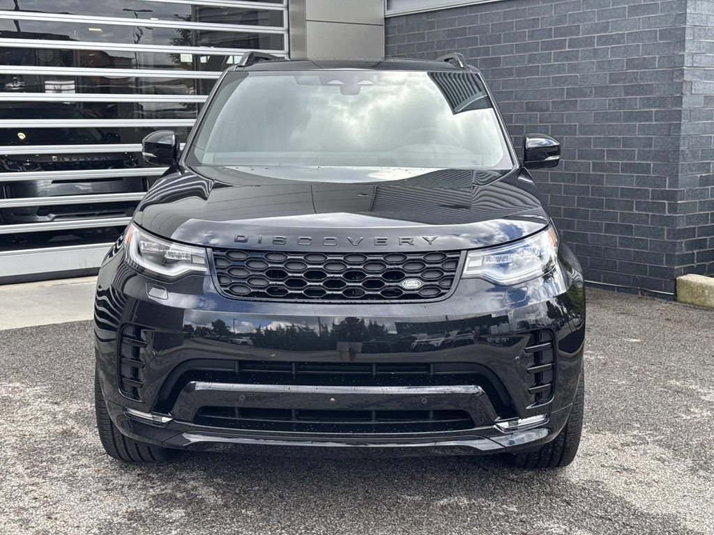 New 2026 Land Rover Discovery Dynamic SE AWD/4WD image 2