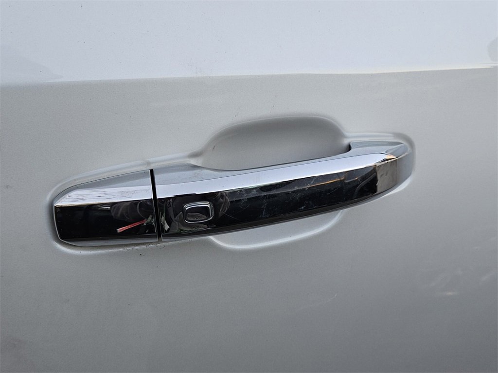 Used 2022 GMC Sierra 1500 SLT image 11