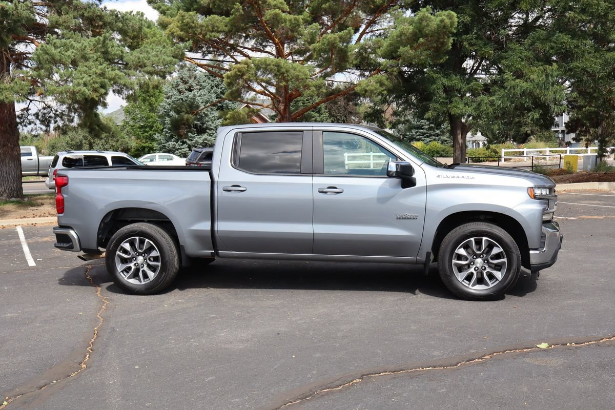 Used 2020 Chevrolet Silverado 1500 LT w/ Texas Edition RWD image 3