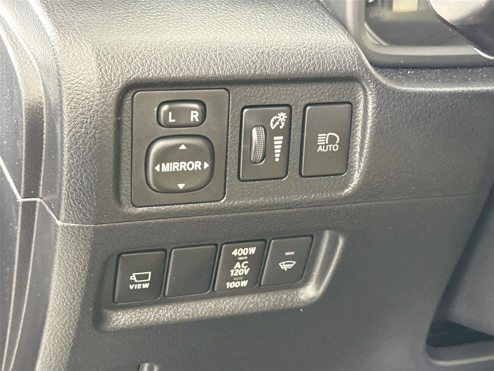 Used 2022 Toyota 4Runner Limited AWD/4WD image 15