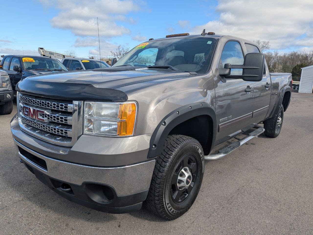 Used 2013 GMC Sierra 2500 SLE w/ Convenience Package image 2
