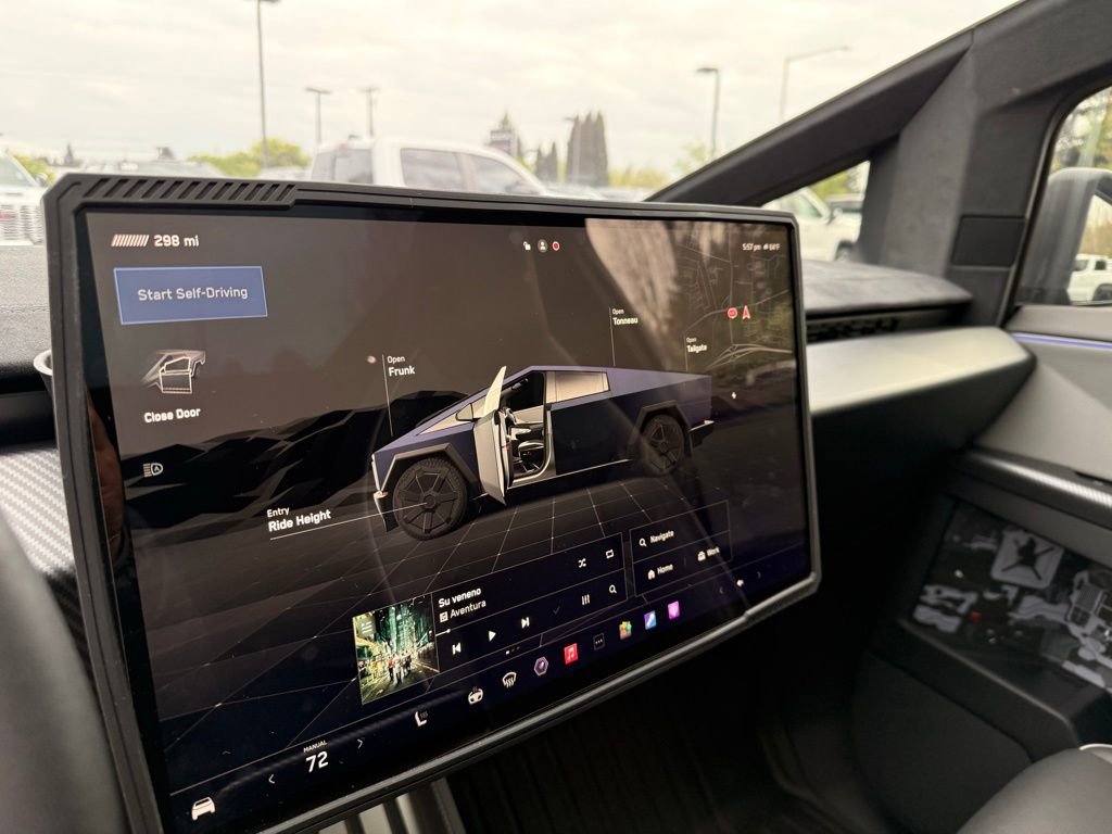 Used 2024 Tesla Cybertruck Cyberbeast AWD/4WD image 22