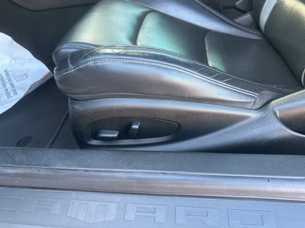 Used 2021 Chevrolet Camaro LT w/ RS Package image 16