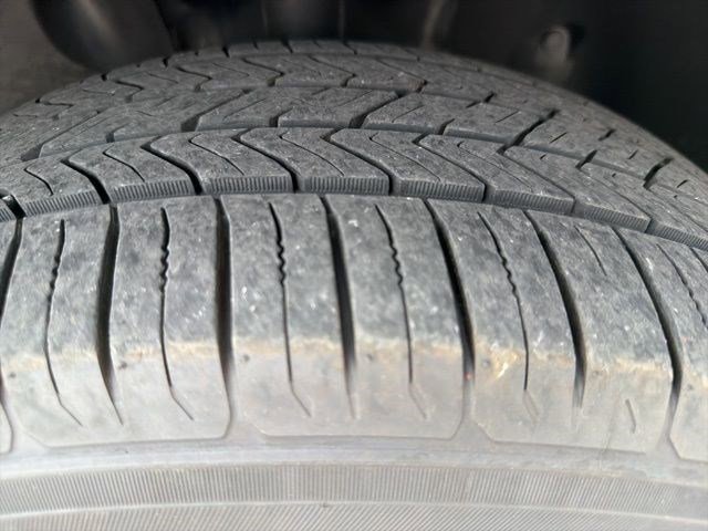 Used 2010 Lincoln MKX AWD image 9