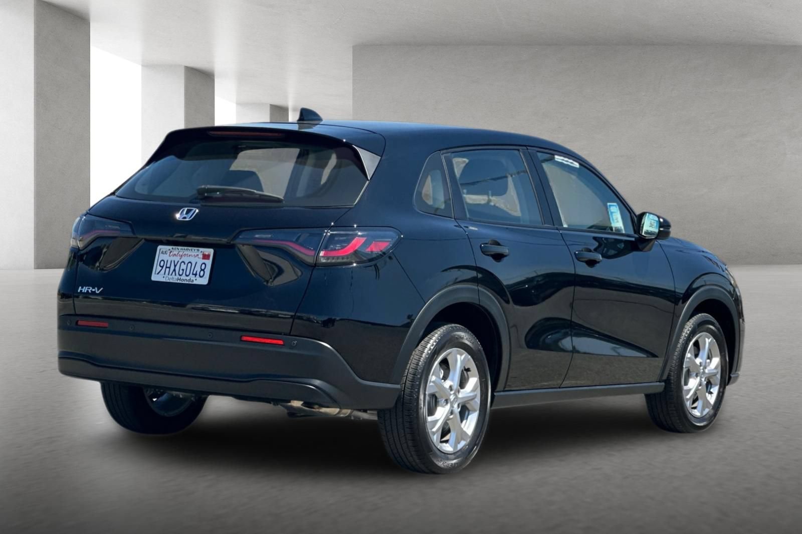 Used 2024 Honda HR-V LX image 4