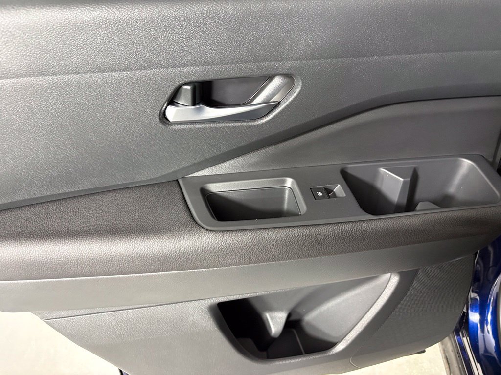 New 2026 Nissan Pathfinder SL FWD image 35