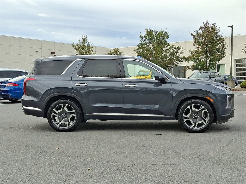 Used 2024 Hyundai Palisade Limited image 10