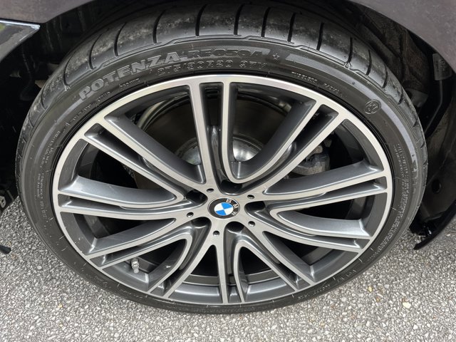 Used 2019 BMW 540i w/ M Sport Package image 32
