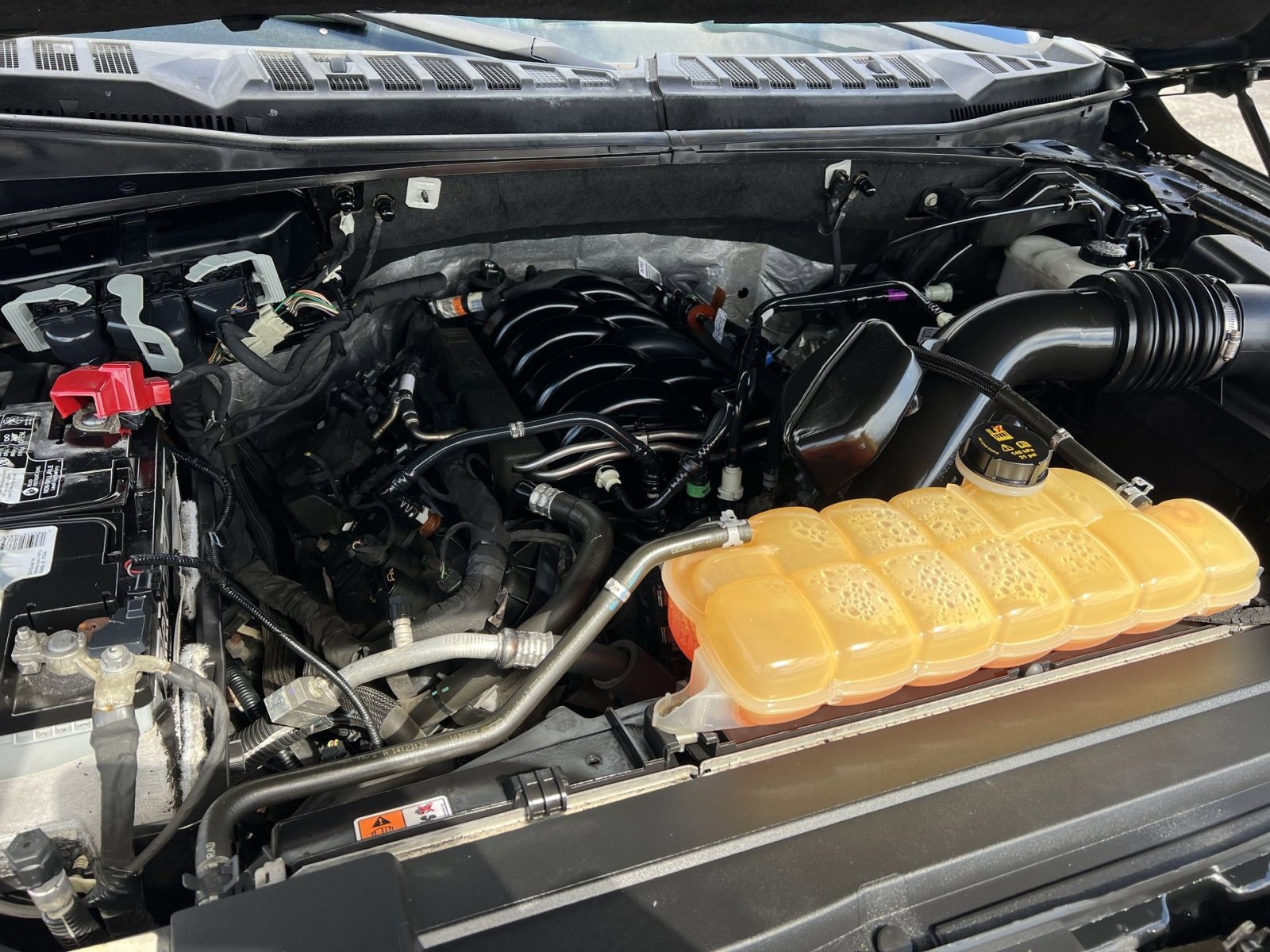 Used 2018 Ford F150 Lariat image 27