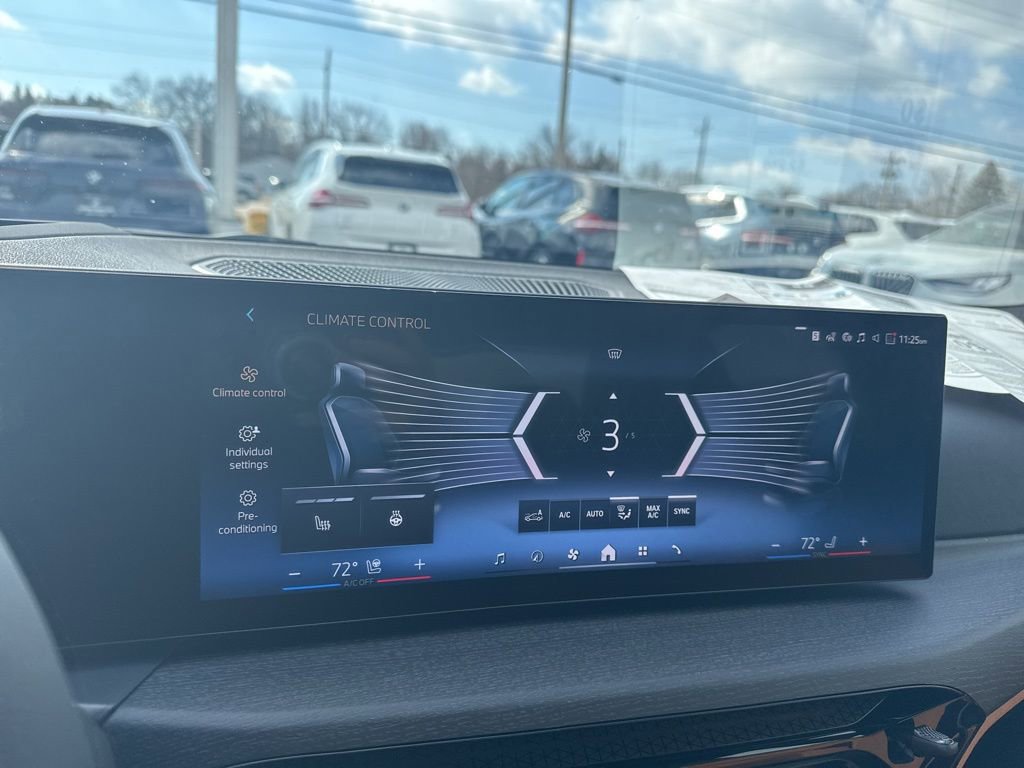 New 2026 BMW 330i xDrive Sedan w/ Premium Package image 17