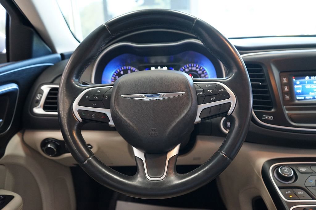 Used 2015 Chrysler 200 Limited w/ Convenience Group FWD image 26