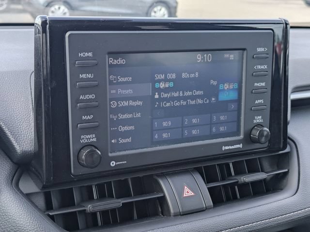 Used 2022 Toyota RAV4 XLE FWD image 18