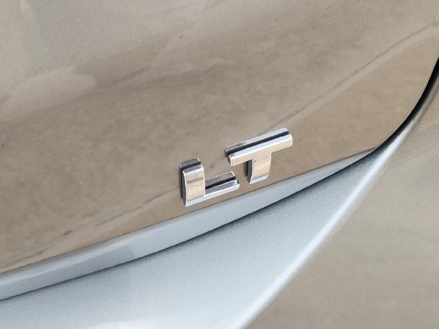 Used 2024 Chevrolet Equinox LT FWD image 10