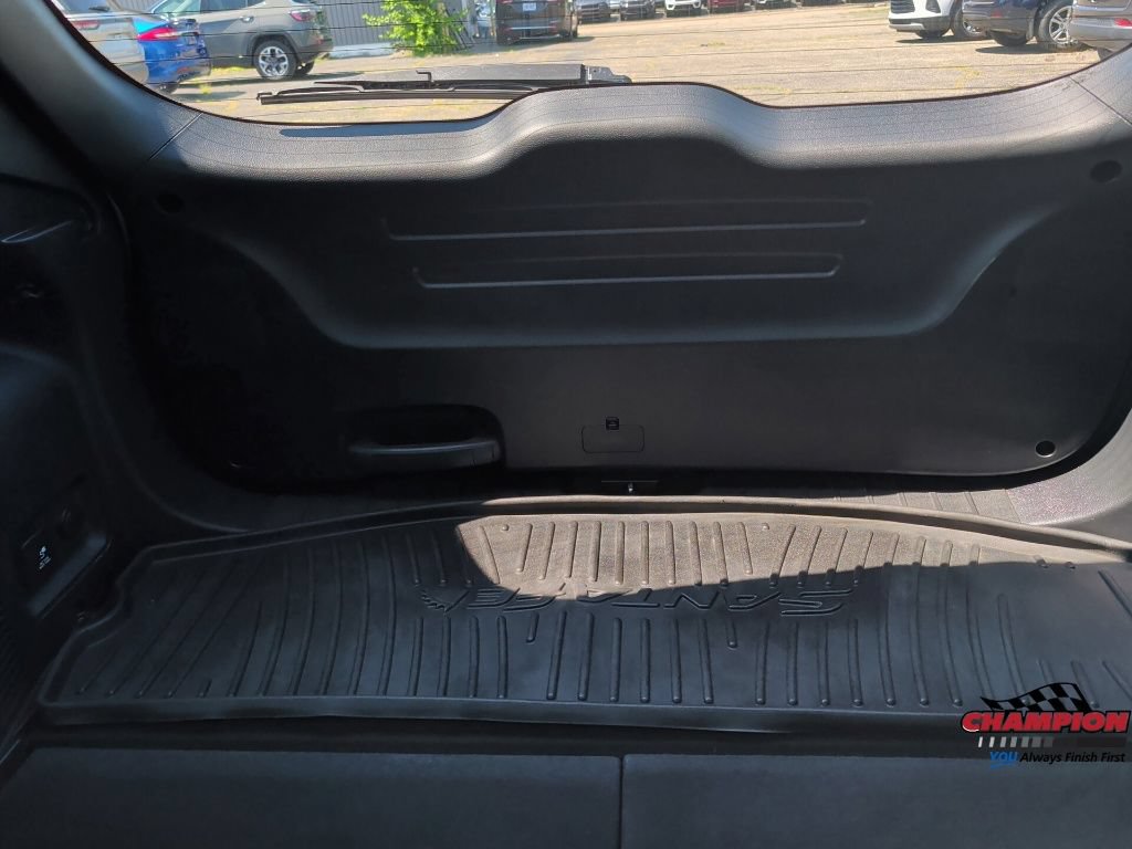 Used 2017 Hyundai Santa Fe AWD w/ SE Ultimate Tech Package 03 image 43