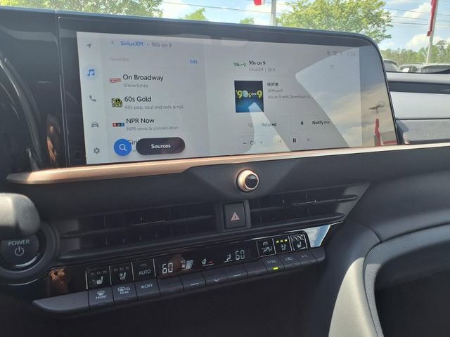 Used 2024 Toyota Crown Limited w/ Advanced Technology Package image 18