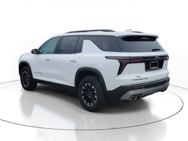 Used 2024 Chevrolet Traverse Z71 w/ Enhanced Driving Package image 3