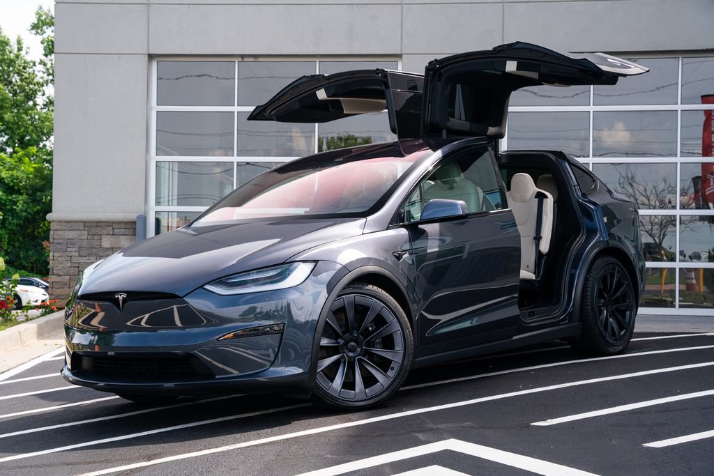 Used 2023 Tesla Model X AWD/4WD image 2