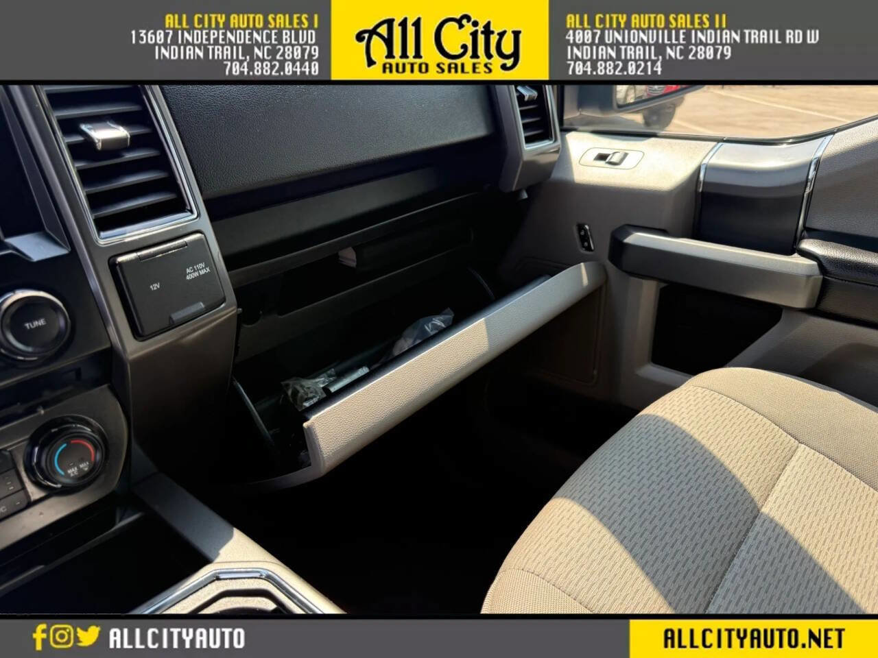 Used 2017 Ford F150 XLT w/ Equipment Group 302A Luxury AWD/4WD image 29