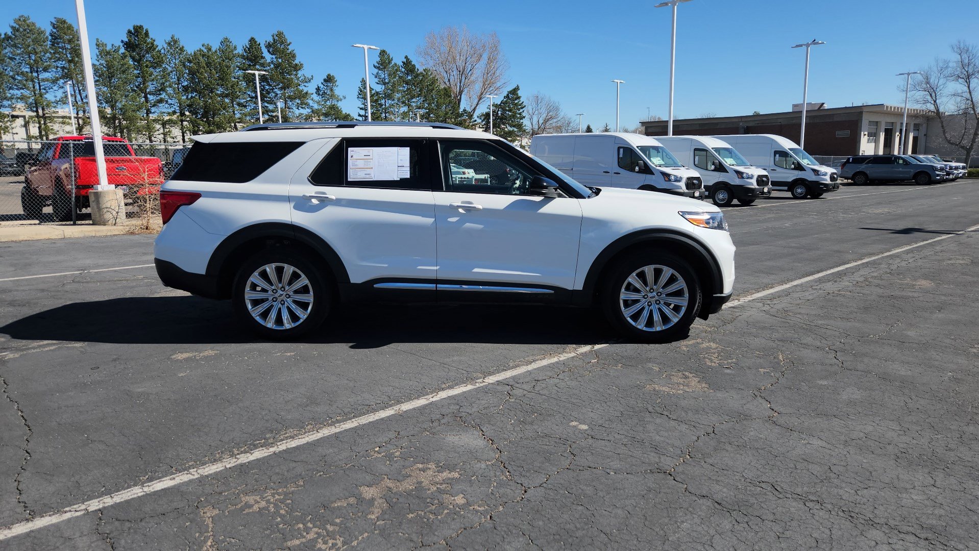 Certified 2023 Ford Explorer Limited w/ Limited Technology Package image 17