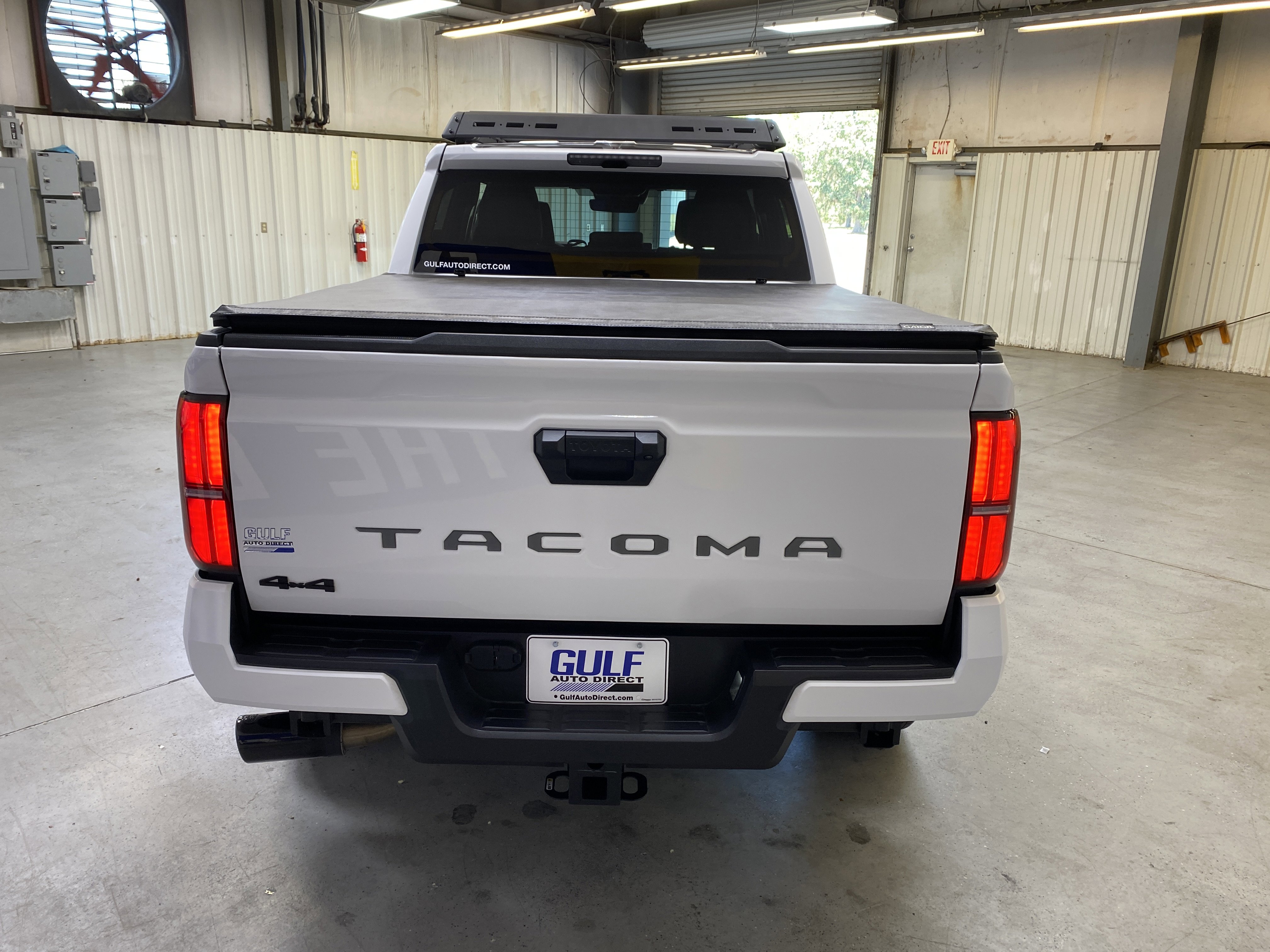 Used 2025 Toyota Tacoma TRD Sport image 7