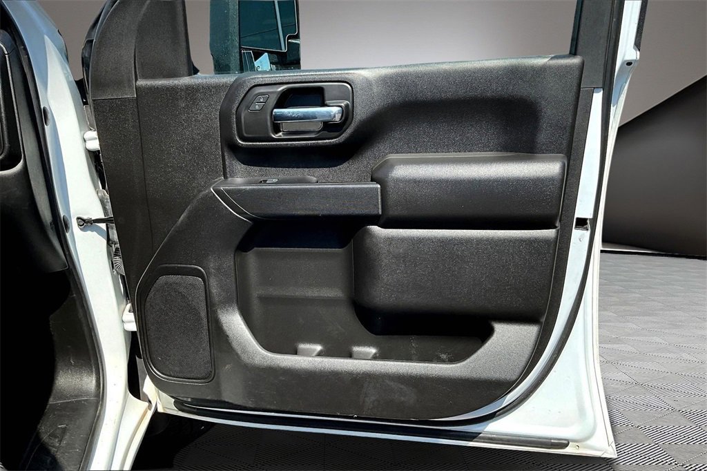 Used 2023 GMC Sierra 3500 Pro w/ Convenience Package image 28