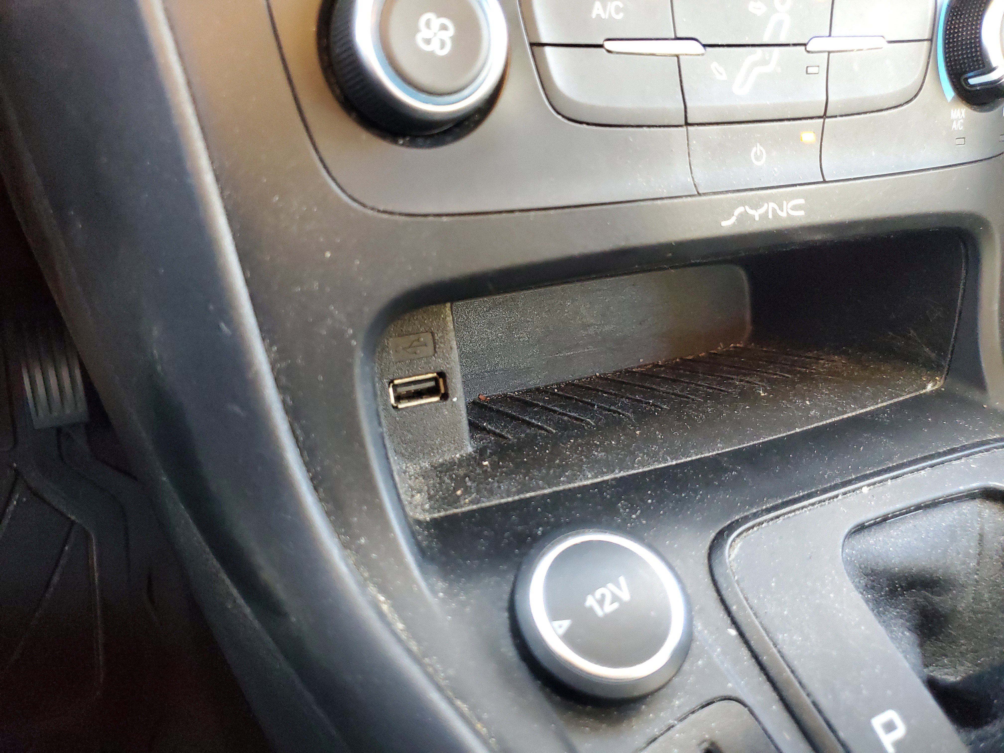 Used 2015 Ford Focus SE image 33