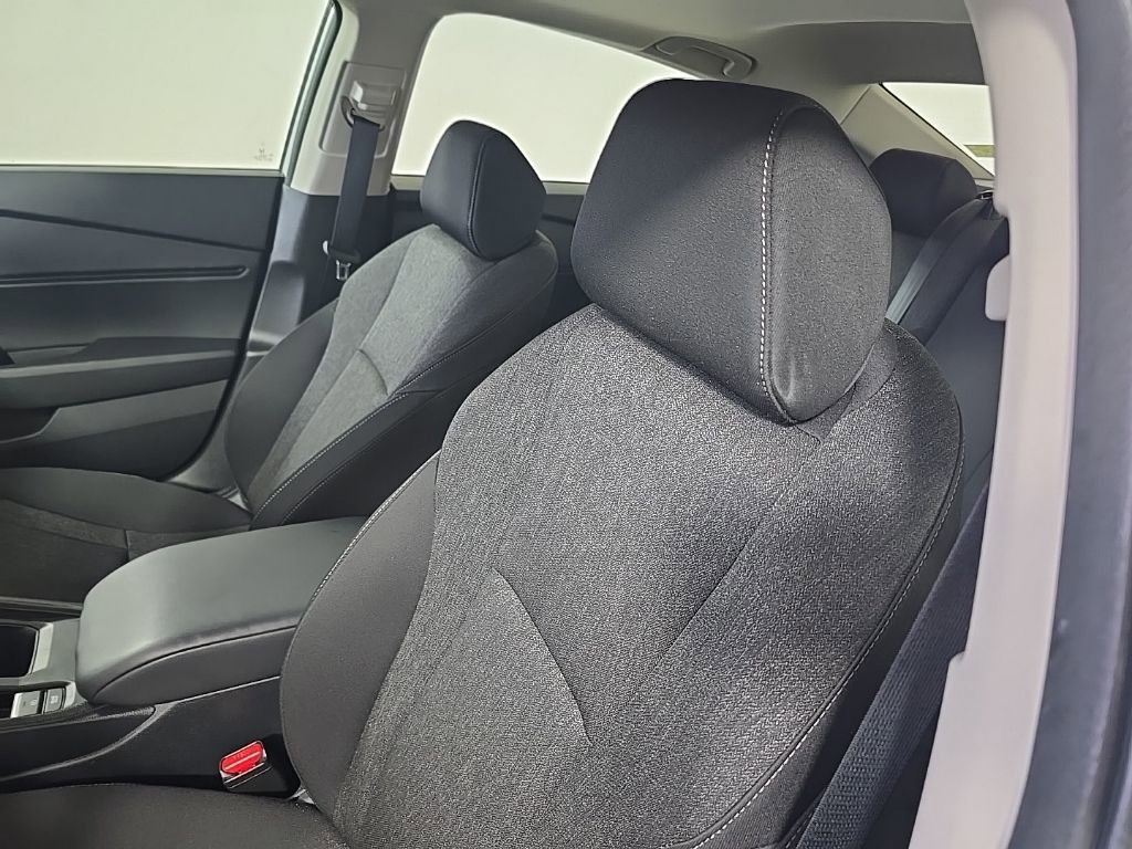 Used 2025 Honda Accord SE image 15