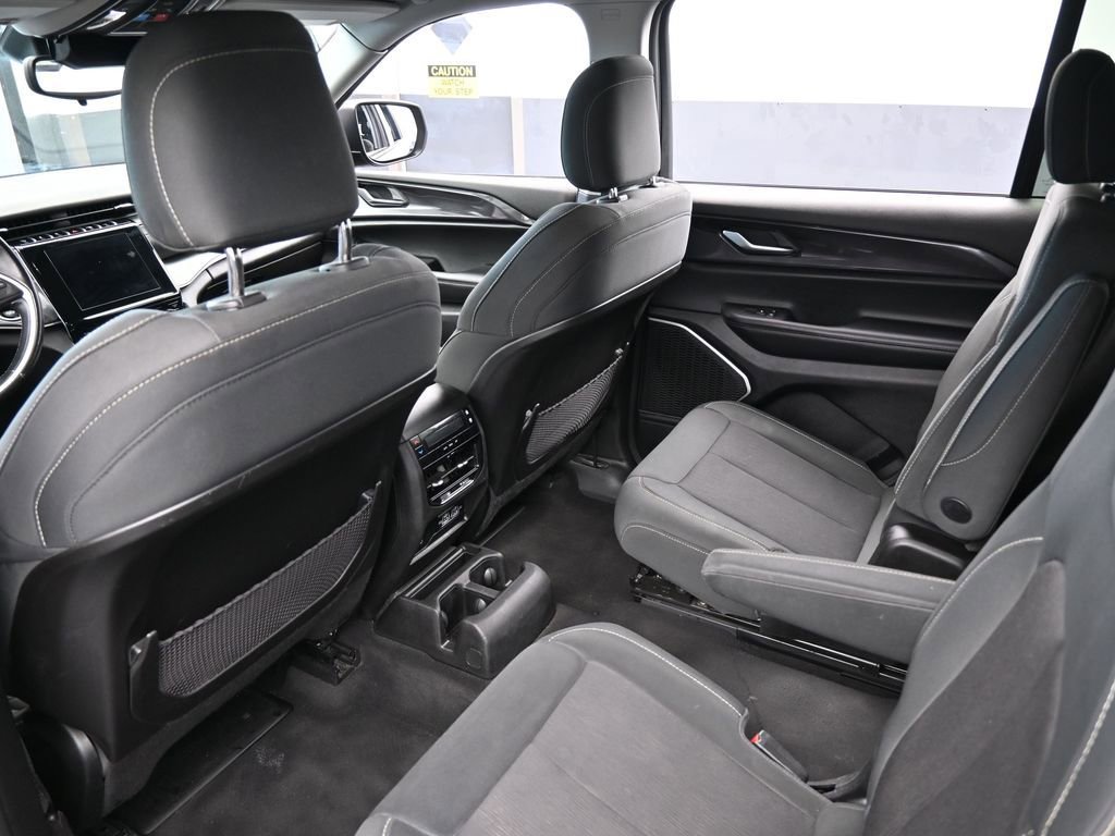 Used 2021 Jeep Grand Cherokee L Laredo w/ Luxury Tech Group I image 34