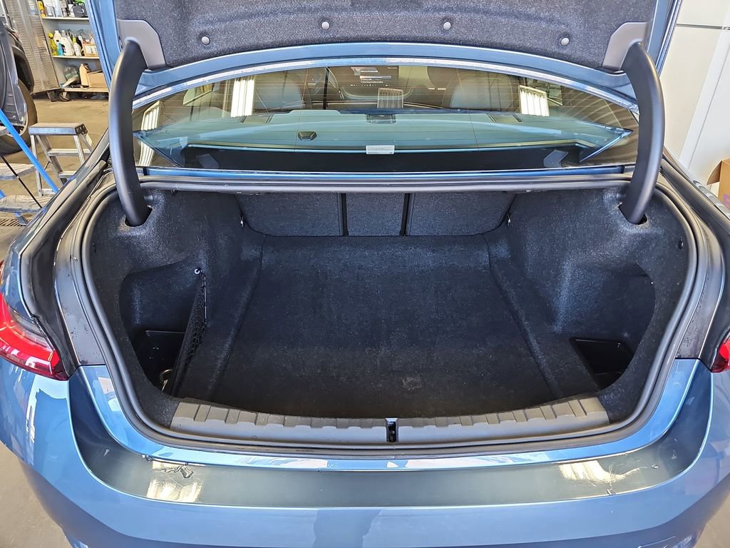 Used 2025 BMW 330i xDrive Sedan image 12