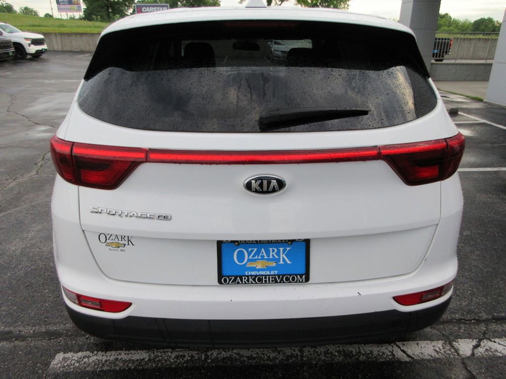 Used 2017 Kia Sportage LX FWD image 4